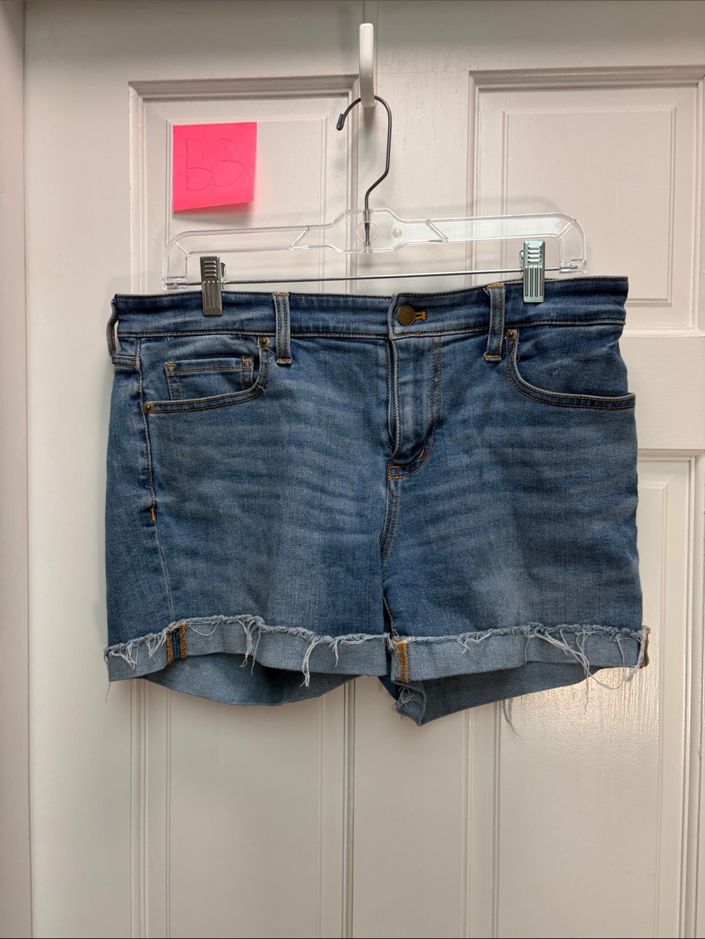 Vineyard Vines Light Blue Frayed Hem Denim Shorts